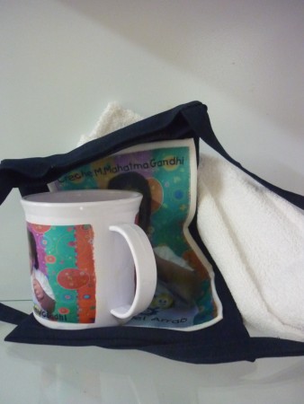 kit infantil ( caneca, bolsa e toalha ) personalizado